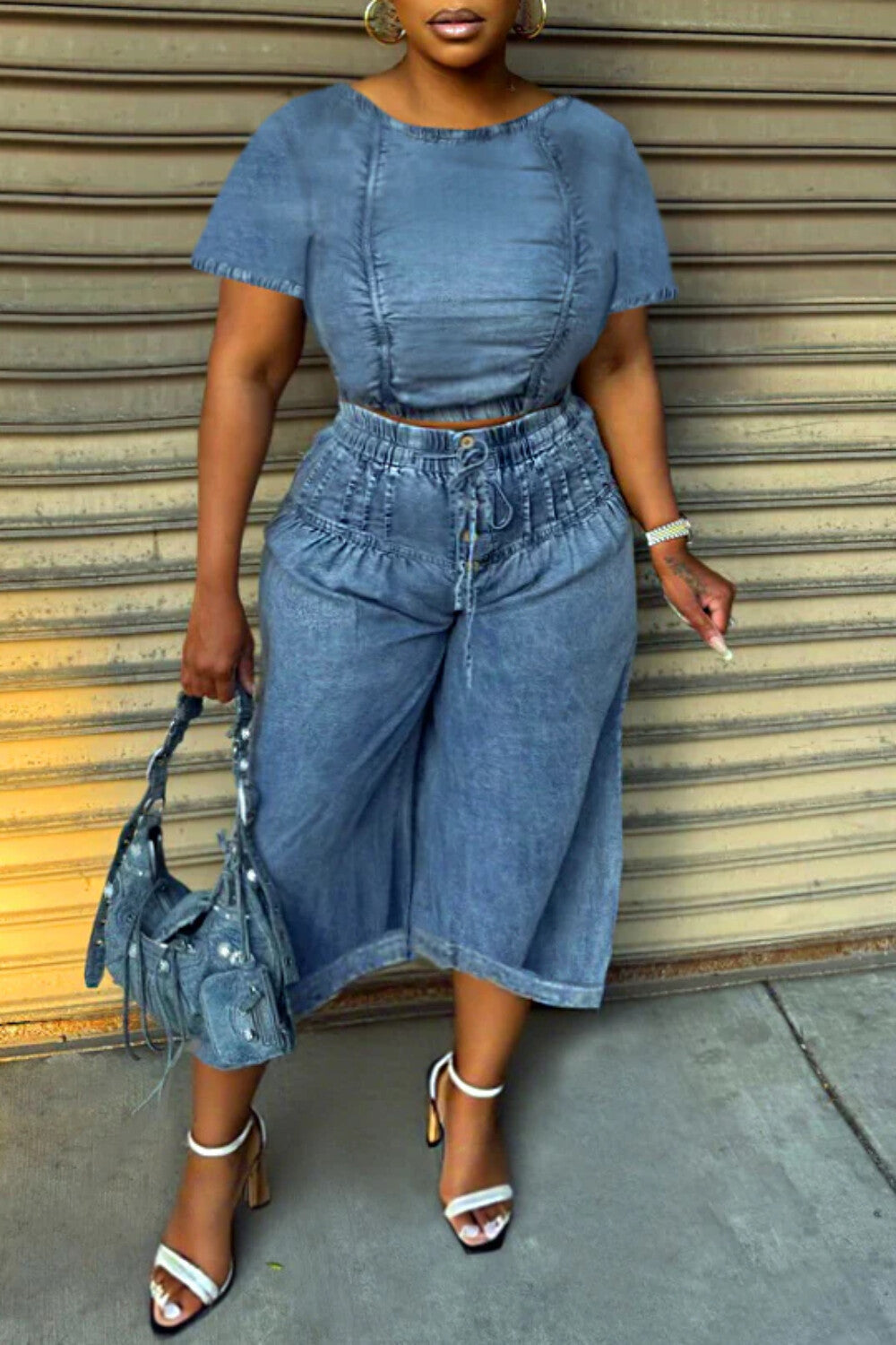 Plus Size Daily Blue Round Neck Short Sleeve Pocket Pull-On Waist Denim Two Piece Short Sets