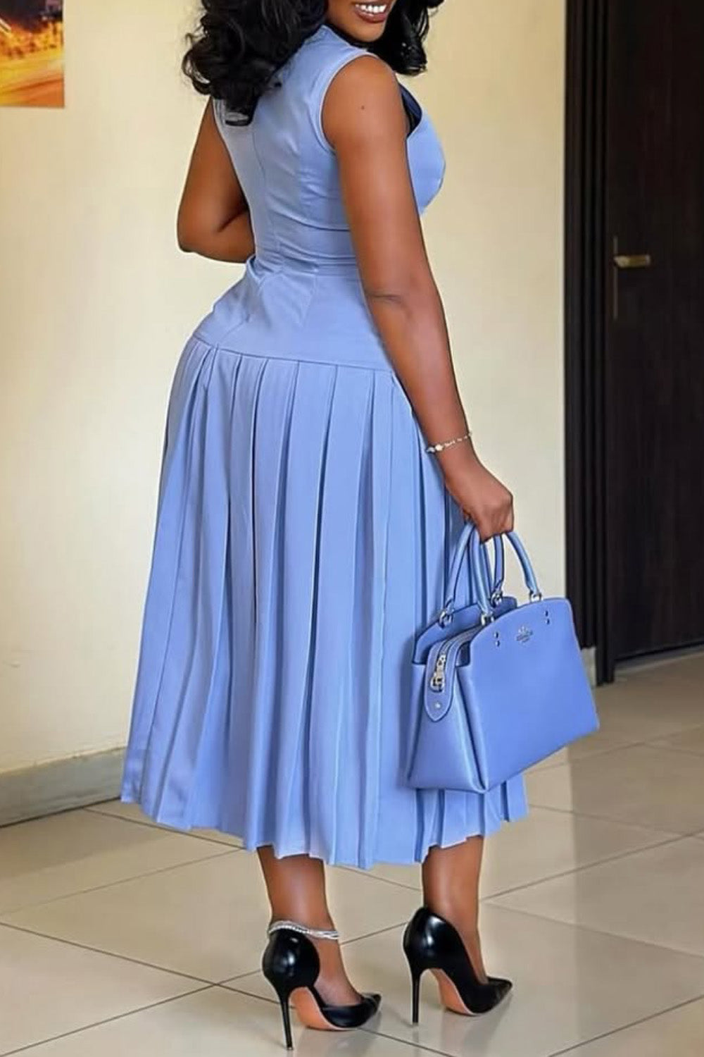 Plus Size Business Casual Blue Elegant Round Neck Fold Pleated Midi Dresses